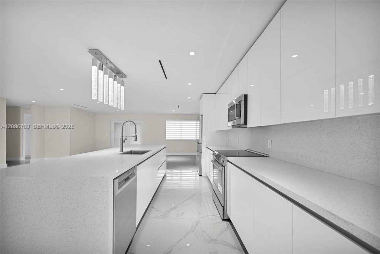 1250 NE 82nd St , Miami, FL 33138 Photo