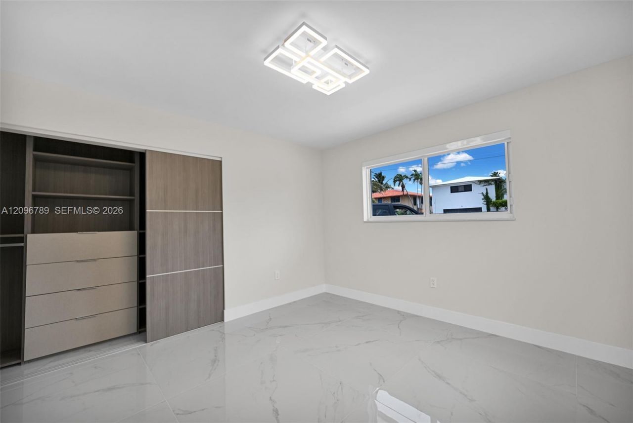 1250 NE 82nd St , Miami, FL 33138 Photo