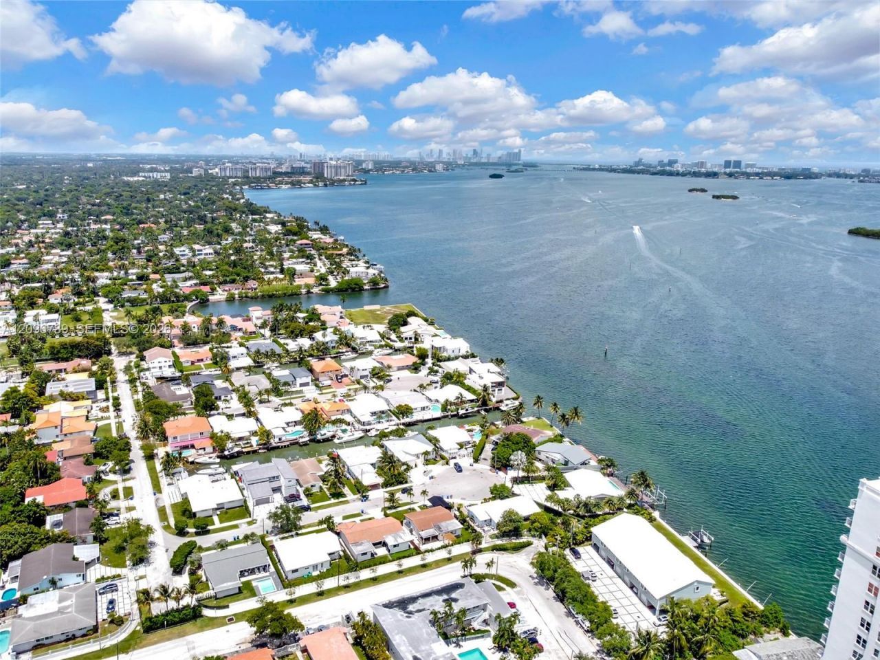 1250 NE 82nd St , Miami, FL 33138 Photo