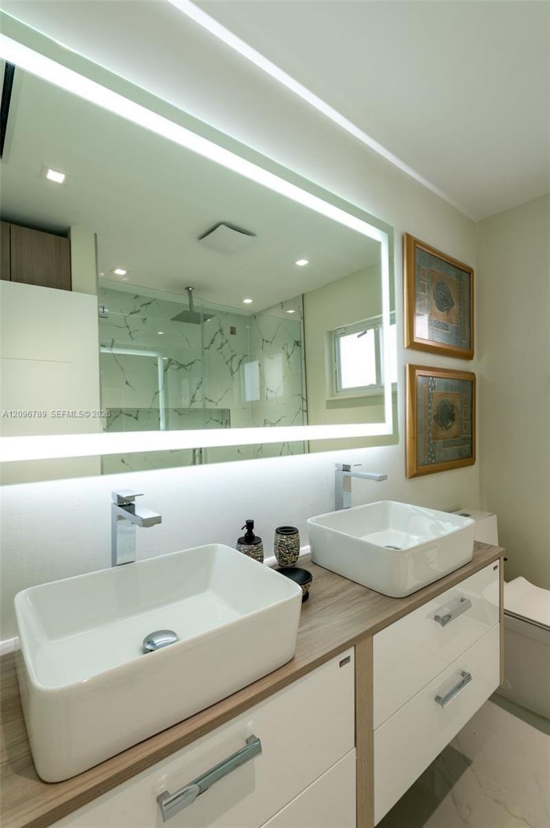 1250 NE 82nd St , Miami, FL 33138 Photo