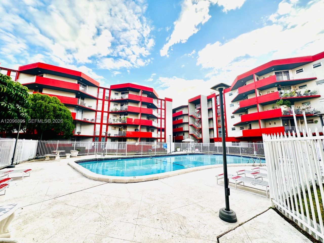 1750 W 46th St , Unit 535, Hialeah, FL 33012 Photo