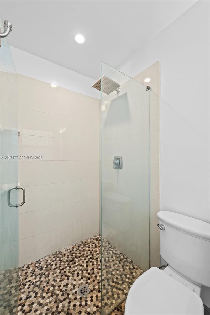 1234 N Victoria Park Rd , Fort Lauderdale, FL 33304 Photo