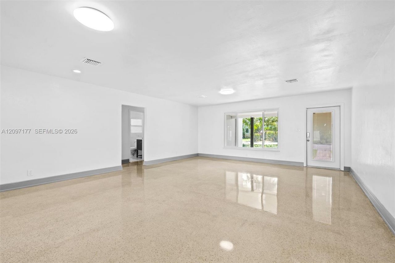 1234 N Victoria Park Rd , Fort Lauderdale, FL 33304 Photo