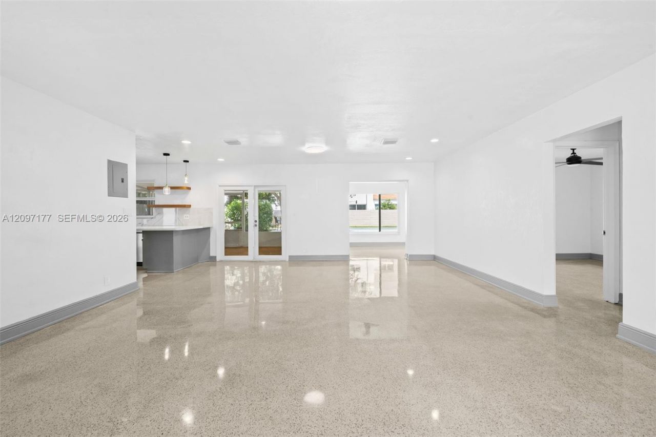 1234 N Victoria Park Rd , Fort Lauderdale, FL 33304 Photo