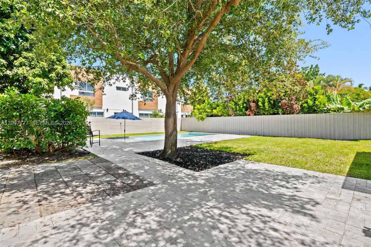 1234 N Victoria Park Rd , Fort Lauderdale, FL 33304 Photo