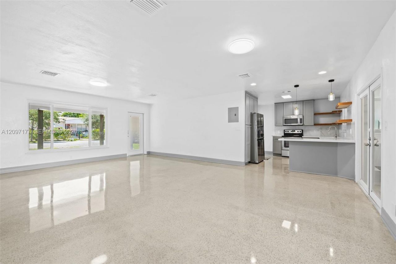 1234 N Victoria Park Rd , Fort Lauderdale, FL 33304 Photo