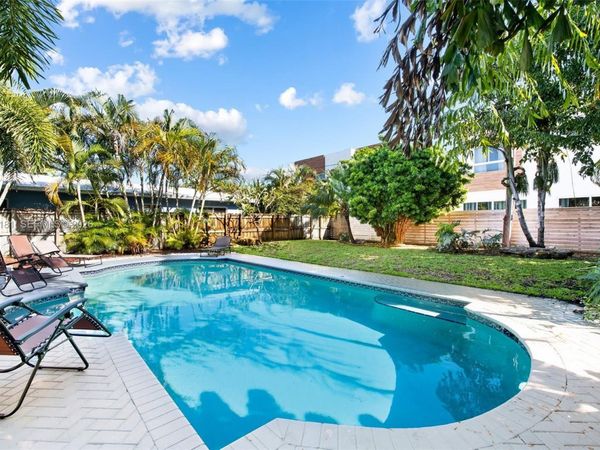 1236 N Victoria Park Rd , Fort Lauderdale, FL 33304