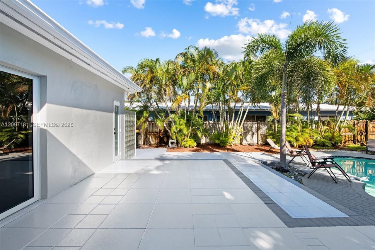 1236 N Victoria Park Rd , Fort Lauderdale, FL 33304 Photo
