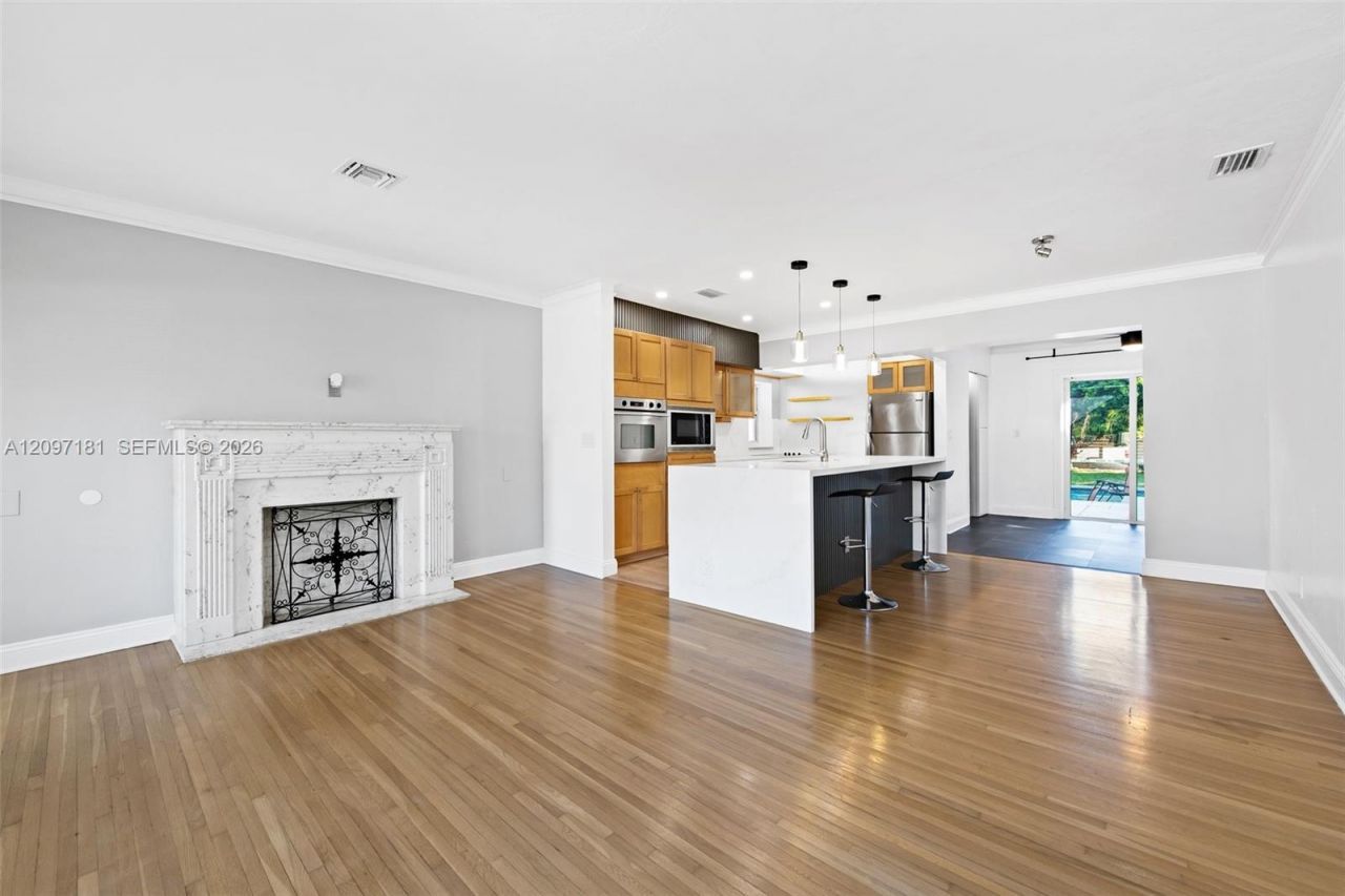 1236 N Victoria Park Rd , Fort Lauderdale, FL 33304 Photo