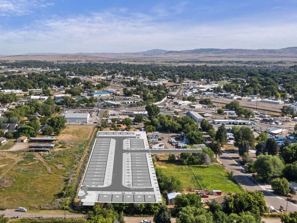 380 W 7th S, Mountain Home, ID 83647