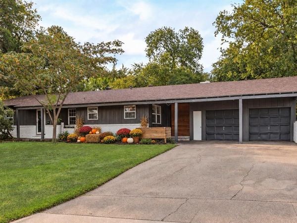 6555 Calmont Avenue , Fort Worth, TX 76116