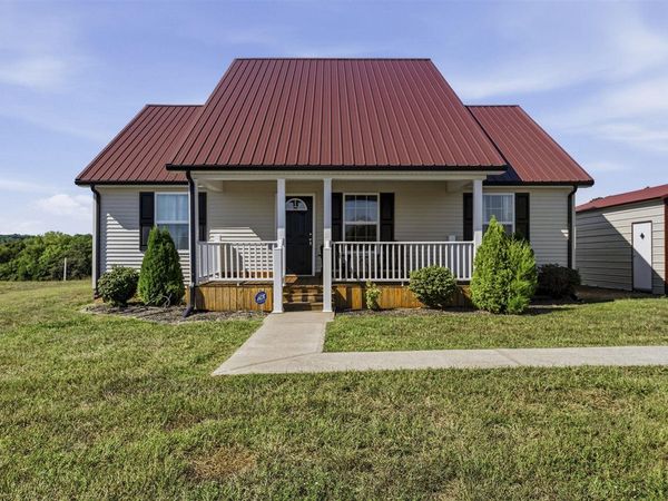 593 Hollis Thomas Road , Glasgow, KY 42141