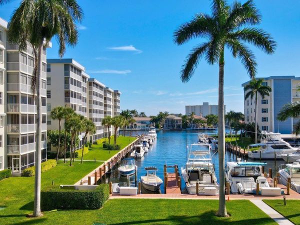 1 HARBOURSIDE Drive, Unit 2110, Delray Beach, FL 33483