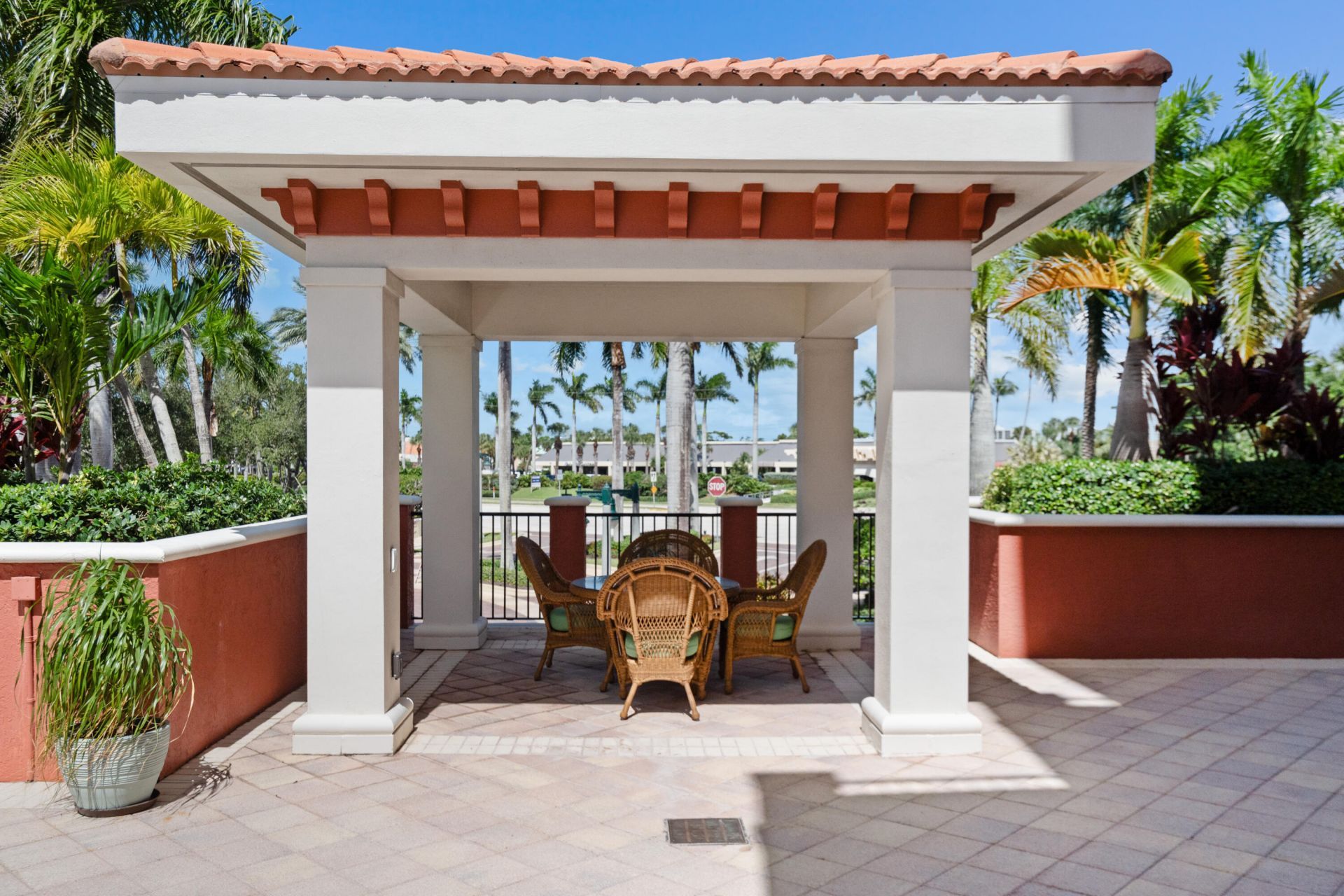 400 S Us Highway 1, Unit 104, Jupiter, FL 33477 Photo
