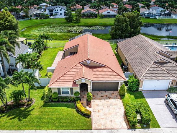 5054 Prairie Dunes Village Circle, Lake Worth, FL 33463