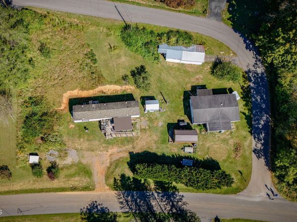 571 Call Valley Road, Swords Creek, VA 24649