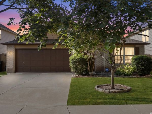 3424 WHISPER BR, Schertz, TX 78108