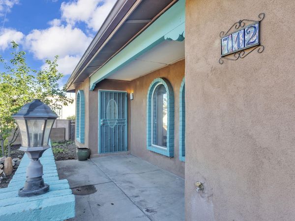712 Tranquilino Court NE, Albuquerque, NM 87102