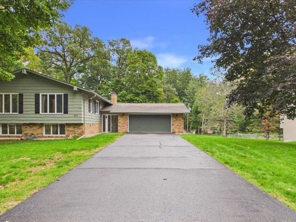 2230 Urbandale Lane N, Plymouth, MN 55447
