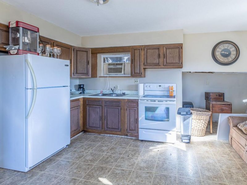 194 Hopping Avenue, Peebles, OH 45660 Photo 43