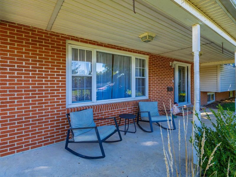 194 Hopping Avenue, Peebles, OH 45660 Photo 6