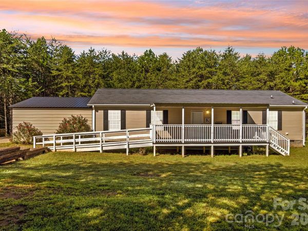 327 James Farm Road , Statesville, NC 28625