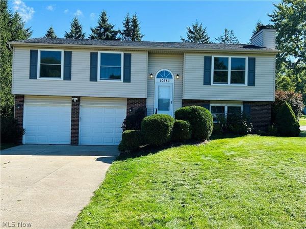10383 Belleau Drive , Twinsburg, OH 44087
