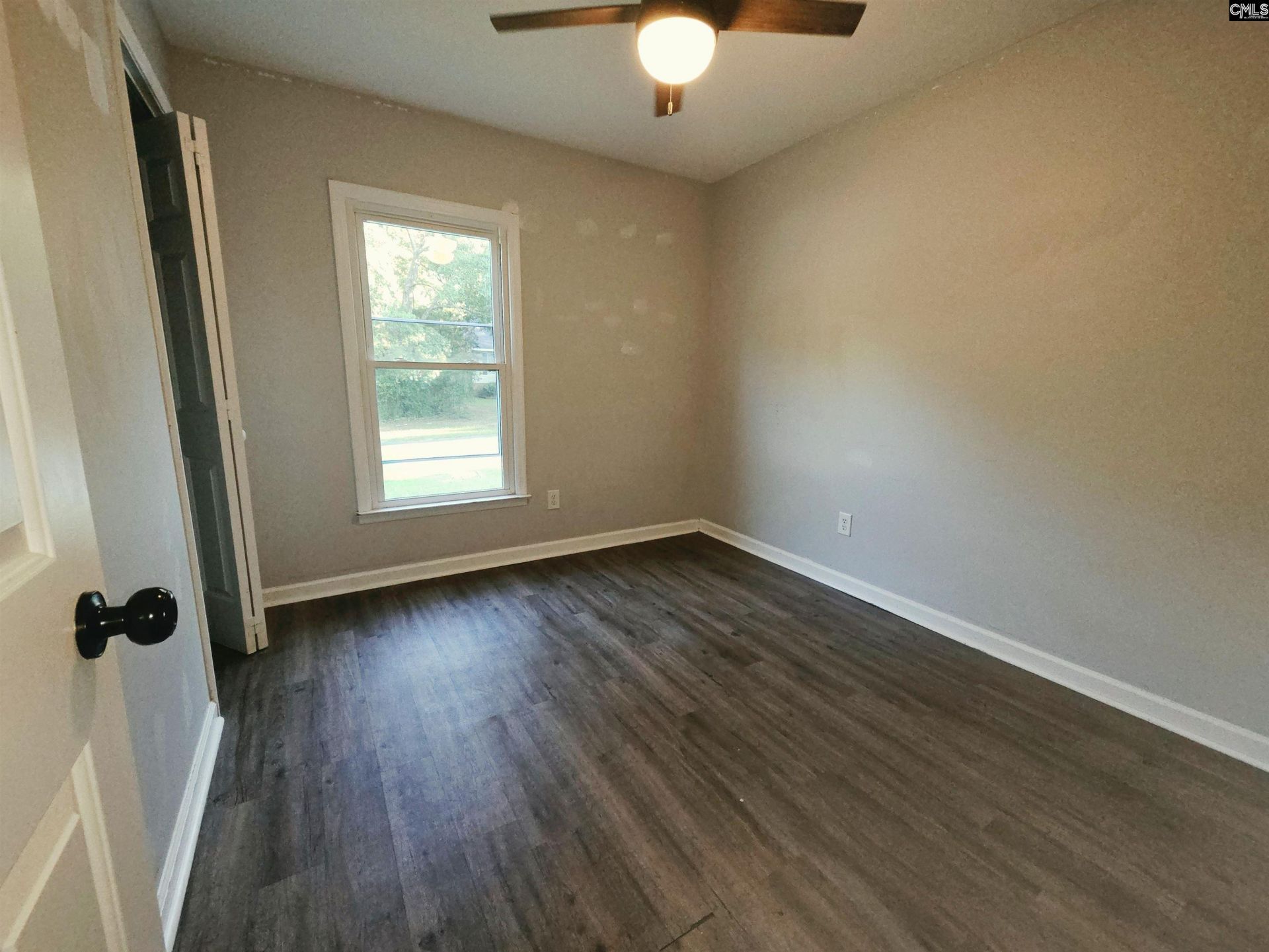 404 Southampton Drive  Photo 11
