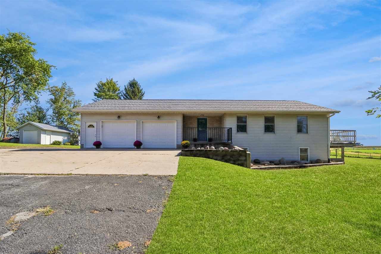 2826 W Avenue, Parnell, IA 52325 Main Photo