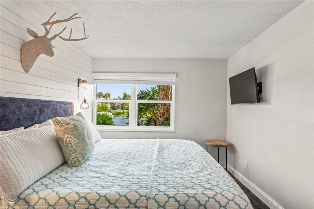 1830 Robalo Drive , Unit B103, Vero Beach, FL 32960 Photo