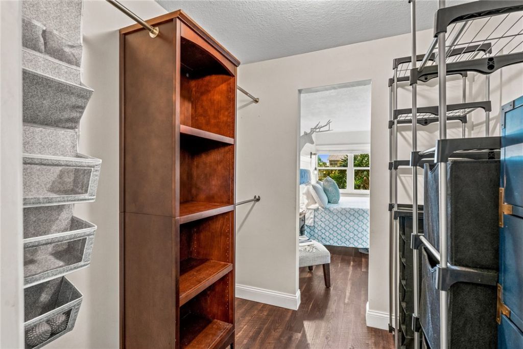 1830 Robalo Drive , Unit B103, Vero Beach, FL 32960 Photo