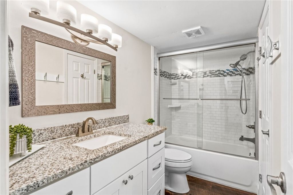 1830 Robalo Drive , Unit B103, Vero Beach, FL 32960 Photo