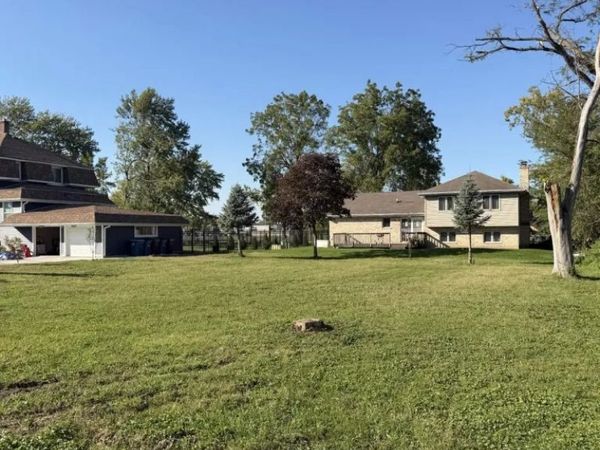 763 Coales Road , Chicago Heights, IL 60411