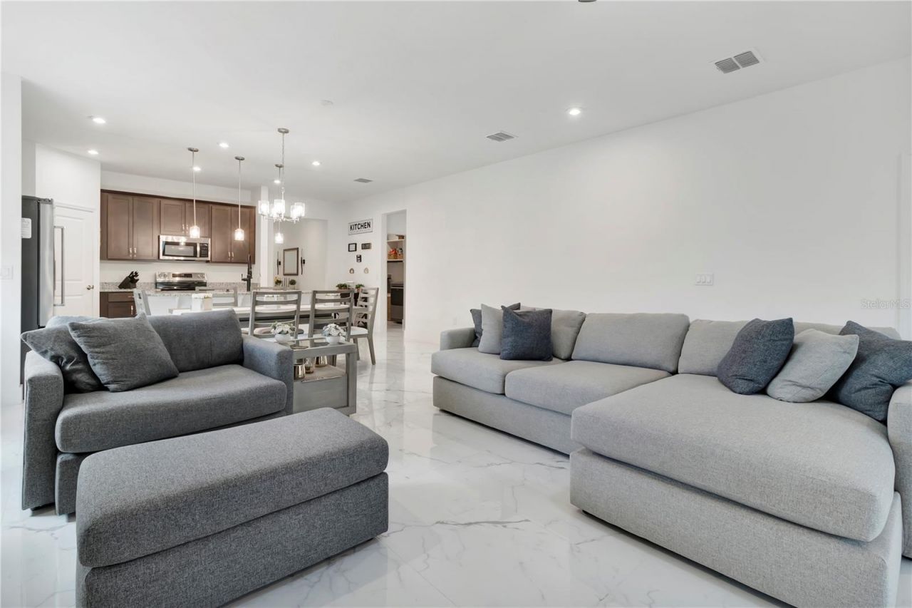 442 Quayside Avenue , Mascotte, FL 34753 Photo