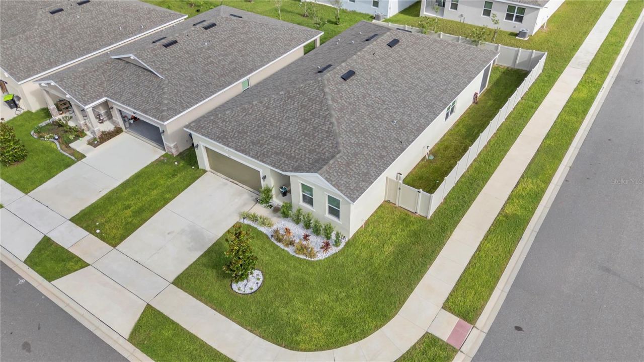 442 Quayside Avenue , Mascotte, FL 34753 Photo
