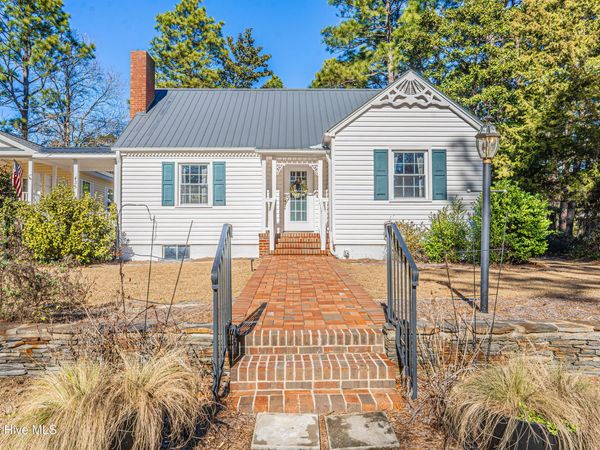 435 W Baltimore Avenue , Pinebluff, NC 28373