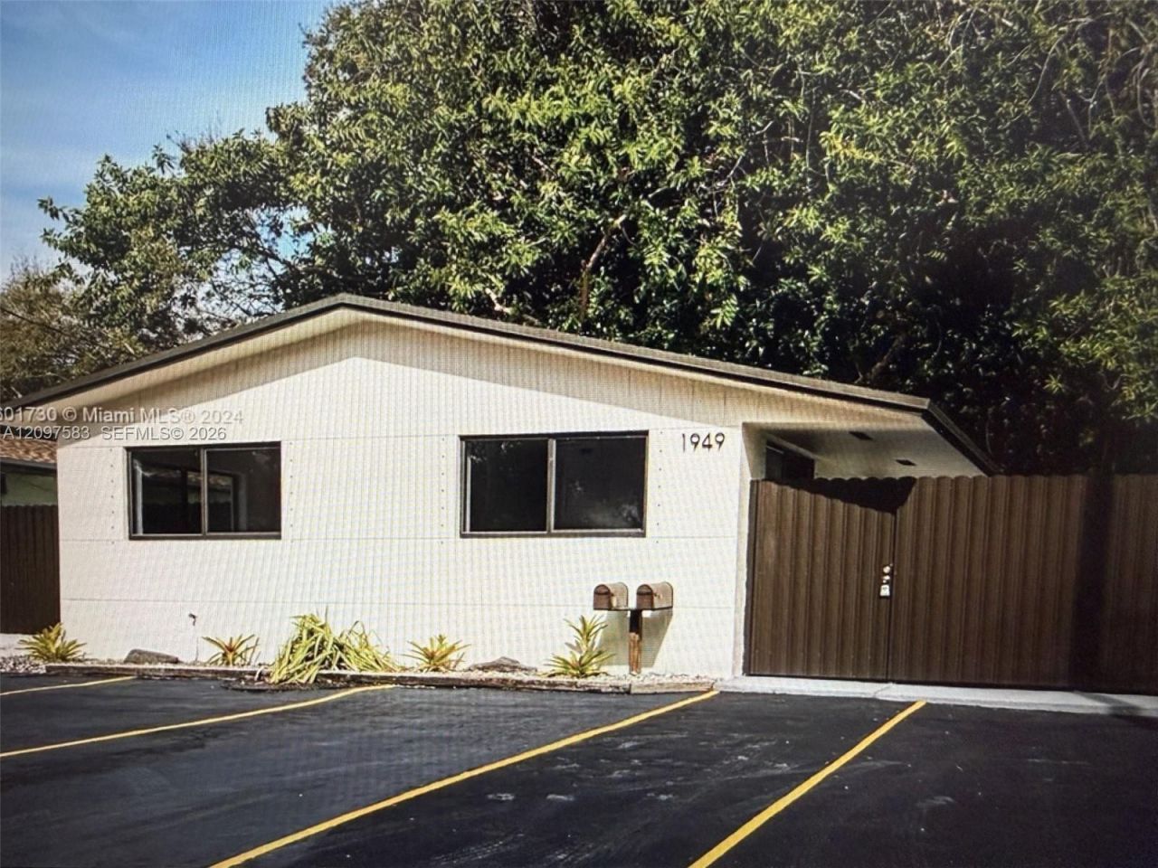 1949 Riverside Dr, Unit 2, Fort Lauderdale, FL 33312 Photo
