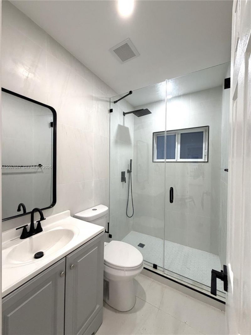 1235 Normandy Dr, Unit 2, Miami Beach, FL 33141 Photo
