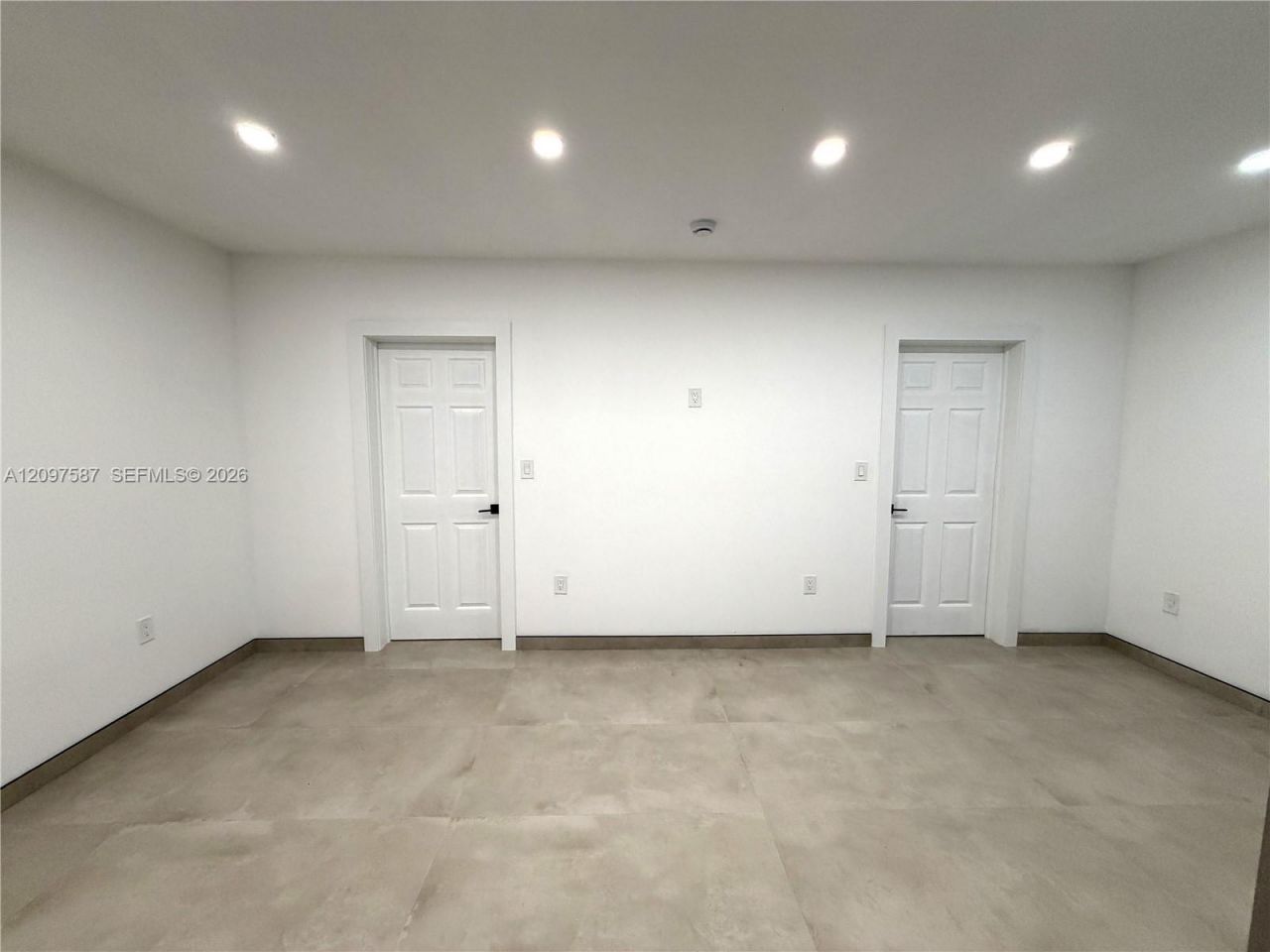 1235 Normandy Dr, Unit 2, Miami Beach, FL 33141 Photo