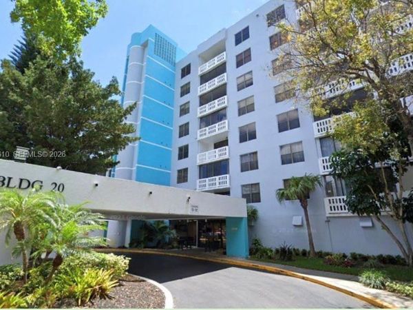 919 Hillcrest Dr , Unit 407, Hollywood, FL 33021