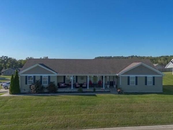 21 Granite Cliff Drive, Chillicothe, OH 45601