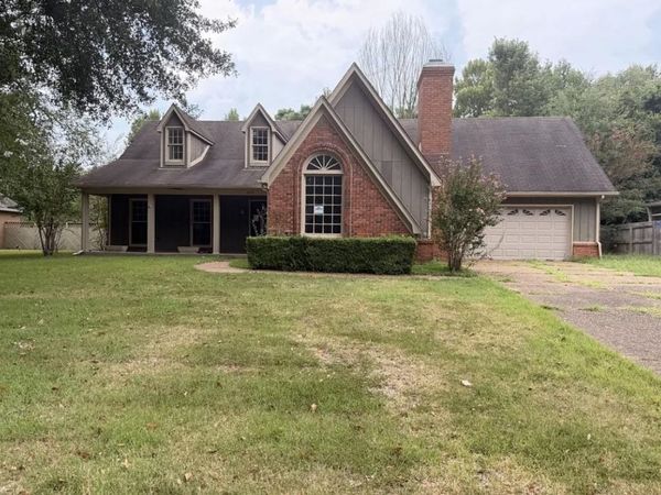 8193 E WALNUT CREEK RD, Memphis, TN 38018