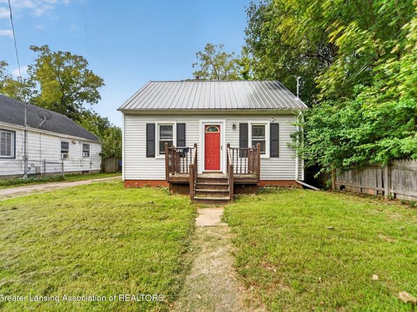 925 Holten Street, Lansing, MI 48915