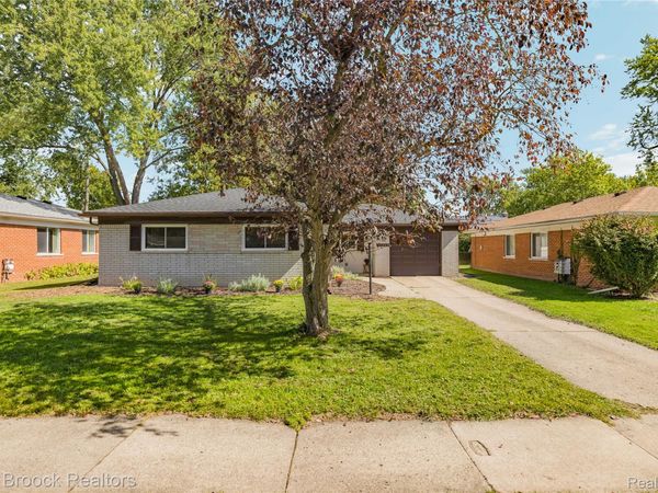 23244 Tuck Road, Farmington Hills, Mi 48336