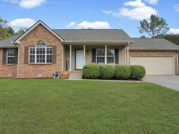 1403 Sycamore Dr , Murfreesboro, TN 37128