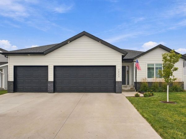 7233 28th Street S, Fargo, ND 58104