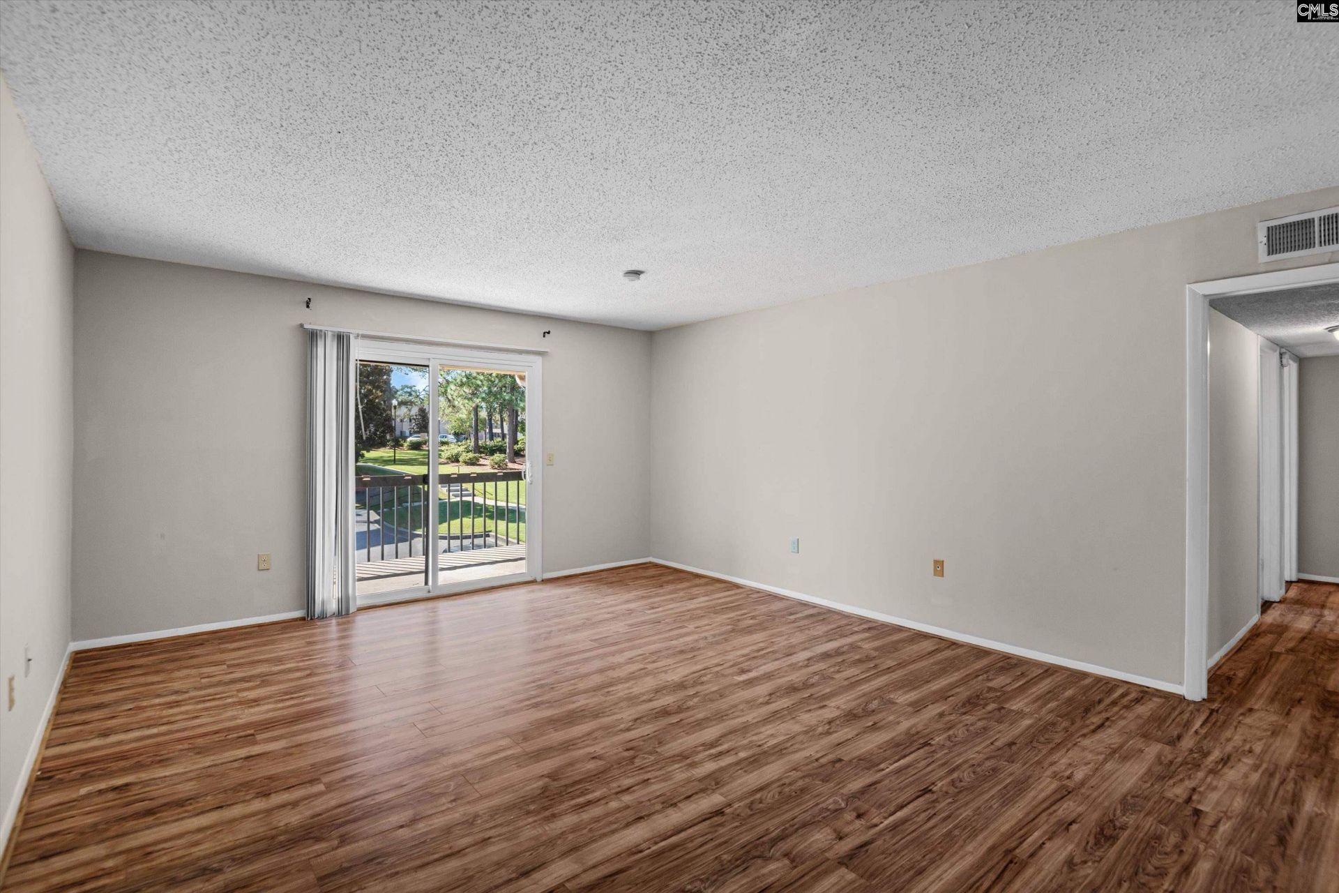 6530 Davidson Road Photo 4