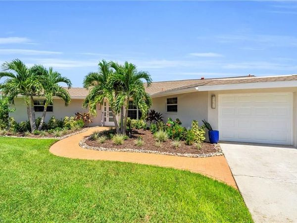 2649 Longboat DR , NAPLES, FL 34104