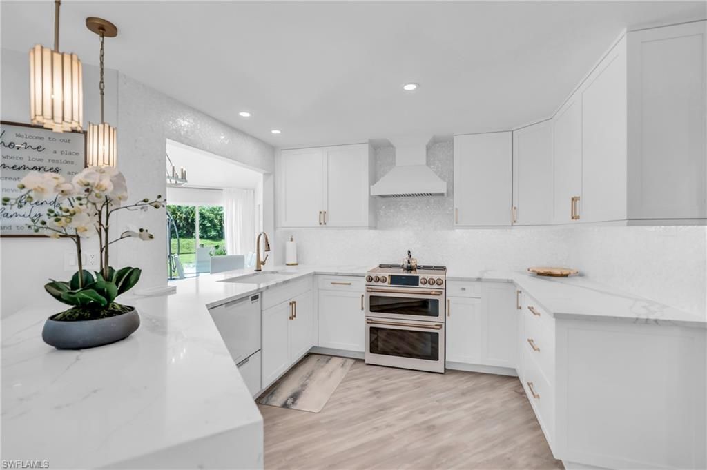 2649 Longboat Dr, Naples, FL 34104 Photo