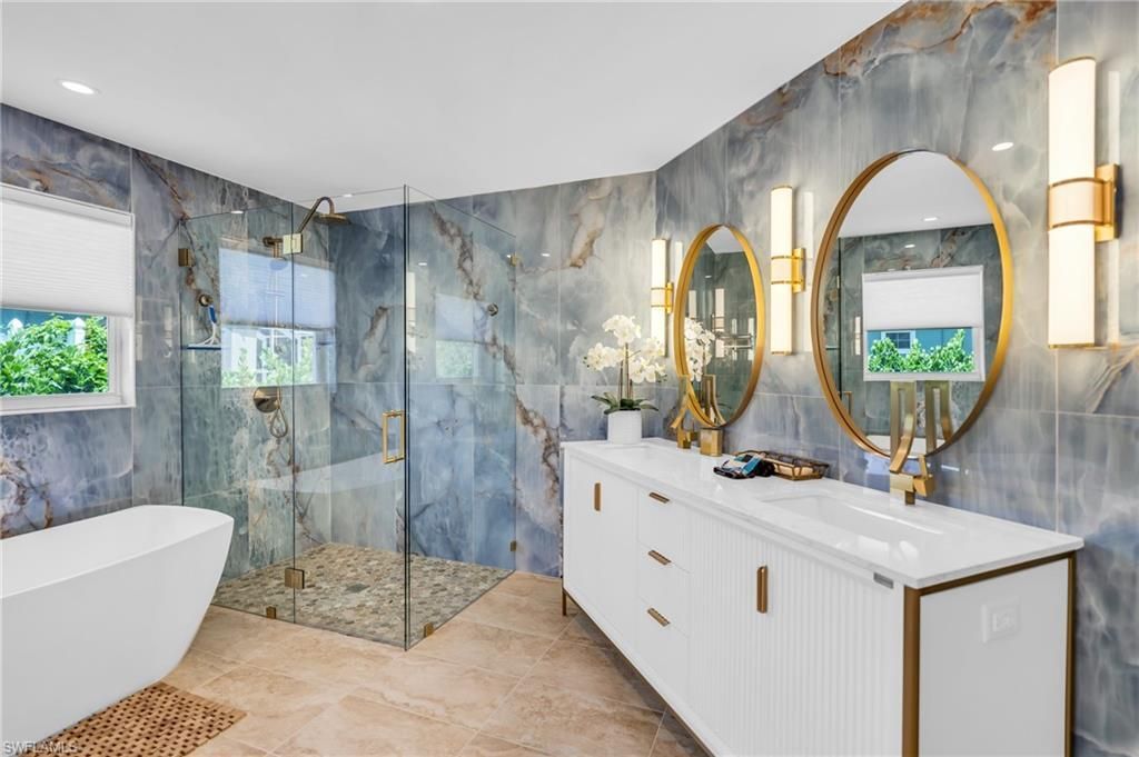 2649 Longboat Dr, Naples, FL 34104 Photo